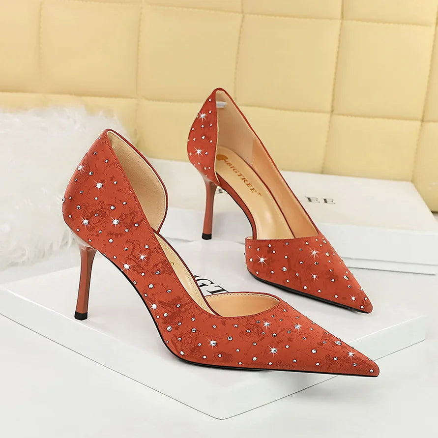 2024 Black Rhinestone European Style Women Pumps Pointed Toe Party Wedding Shoes Sexy Stiletto High Heels 8cm PU Satin Rubber heels_bridal