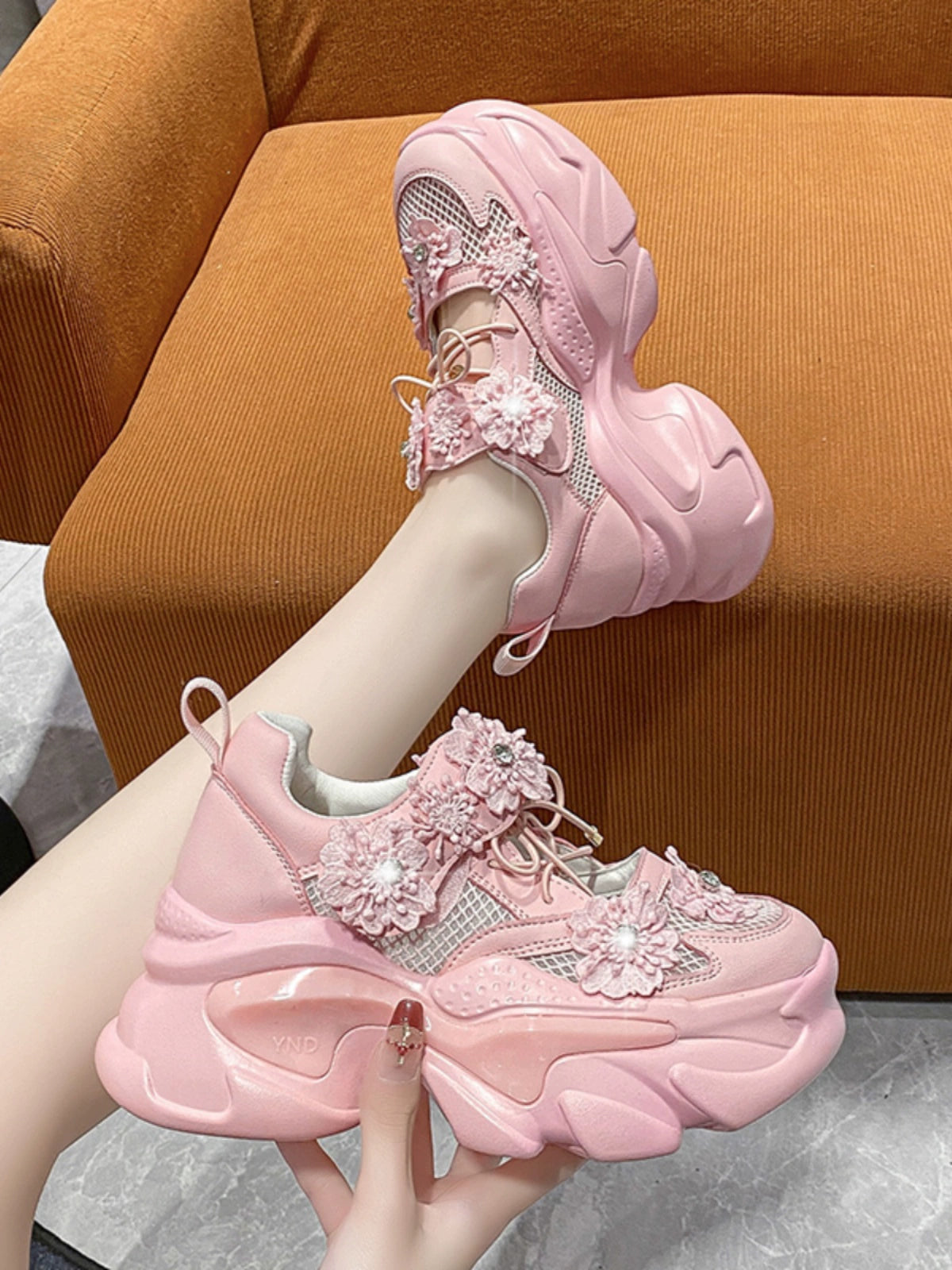Closed Toe Sandals Summer Dad Shoes Women's 2024 New Arrival Flower Mesh Surface Hollowed Breathable Easiest for Match Thick Sole Sneaker sneakers_platform
