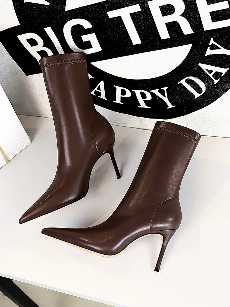 Patent Leather Spring And Autumn Stiletto Sexy Brown Middle Boots  boots_highheel