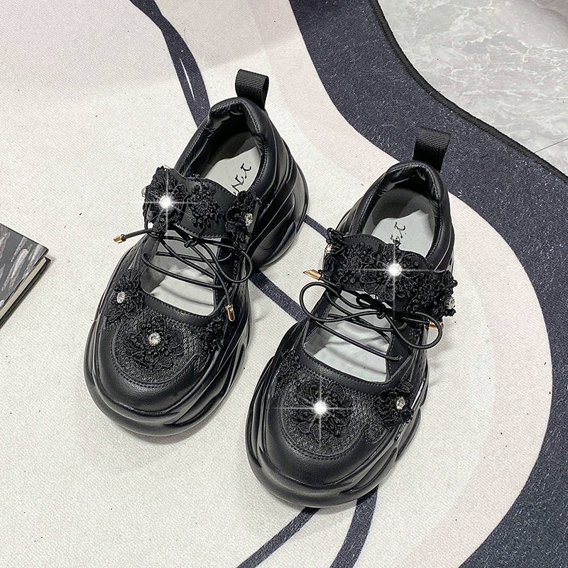 Closed Toe Sandals Summer Dad Shoes Women's 2024 New Arrival Flower Mesh Surface Hollowed Breathable Easiest for Match Thick Sole Sneaker sneakers_platform