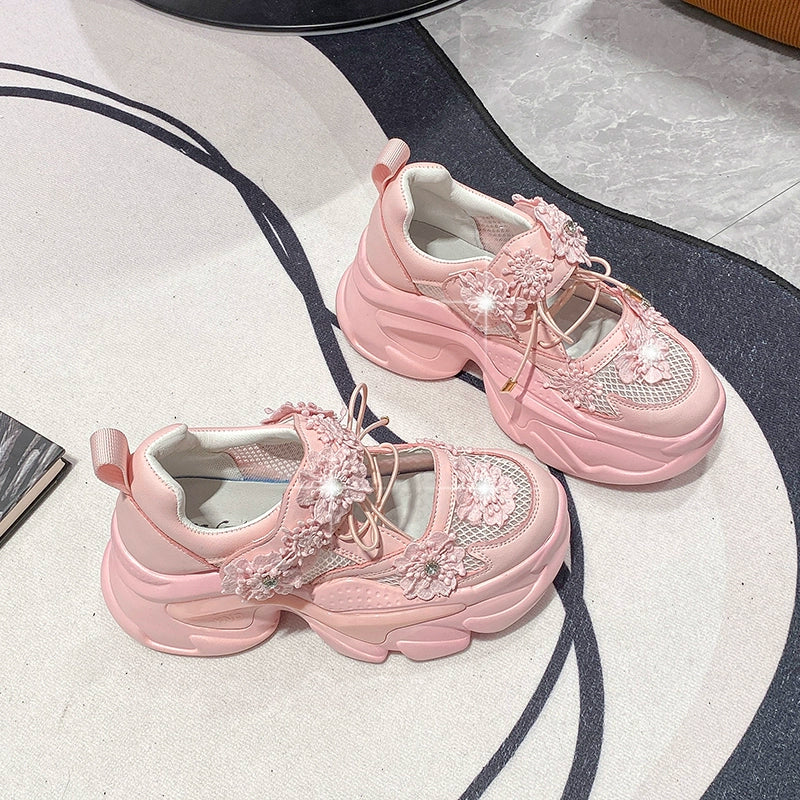 Thick Sole Cut Out Dad Shoes Women's Sandals Closed Toe 2025 Summer Breathable Mesh Shoes Flowers Super Light White Shoes sneakers_platform