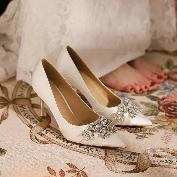 2025 Autumn New White French High Heels Pointy Rhine-Diamond Thin Heel Not Tired Foot Single Shoes Wedding Shoes heels_bridal