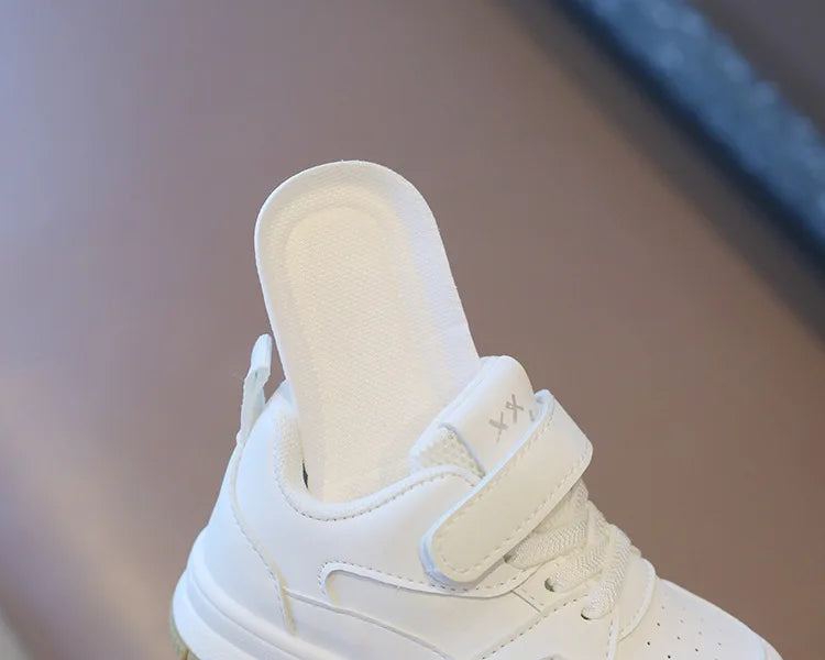 Children's White Shoes Spring and Autumn Kid's Sports Shoes Anti slip Lightweight Boys Board Shoes Soft Sole Baby Casual Shoes kids_shoes