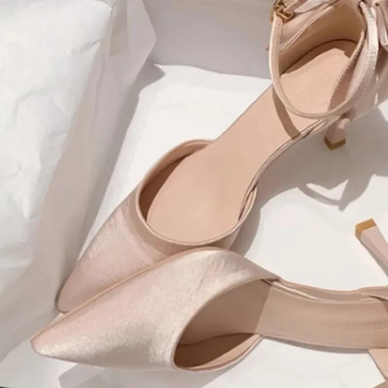 Wedding Heels Women Luxury Brand Design String Bead Pearls High Heels Ladies Sexy Elegant Pointed Toe White Black Pumps2025 heels_bridal