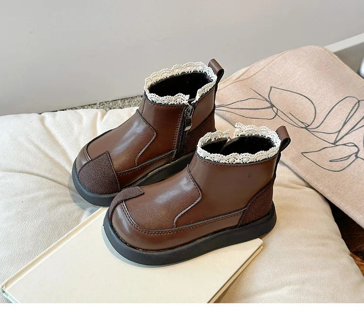 Lolita Style Baby Girls Short Boots Patch Patent Leather Girls Wedge Shoes Lace Flower Bordered Winter School Shoes Child H09241 kids_shoes