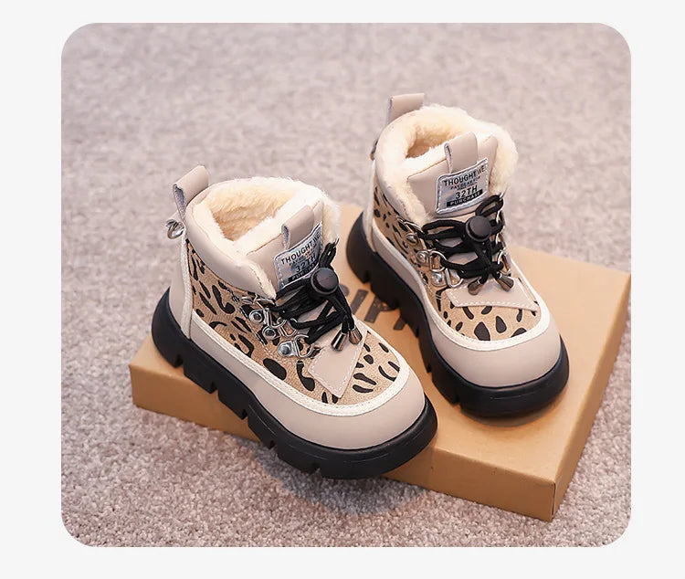 Warm Girl Boots Plush Anti Slip Winter Boot Casual Versatile Snow Boots Trendy Classic Girl Shoe Thick Soled Comfort Cotton Boot kids_shoes