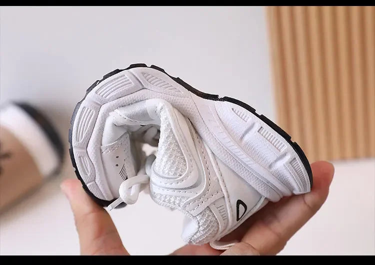 Kids Casual Running Shoes with Thick Soles Boys Girls Fashion Versatile Sports Shoes 2026 New Children Mesh Breathable Sneakers kids_shoes