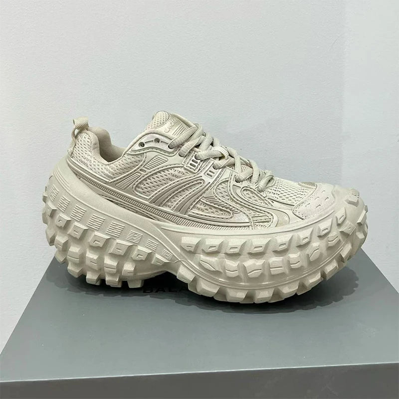 Fashion Brand Men's Or Women's Thick-soled Sports Shoes 2025 Spring New Rivet Design Couple Sports Shoes Breathable Casual Shoes sneakers_platform