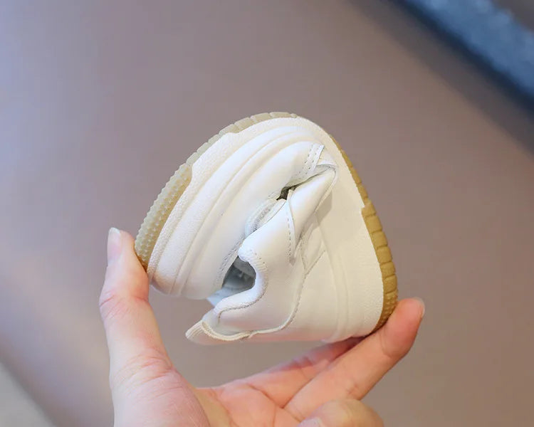 Children's White Shoes Spring and Autumn Kid's Sports Shoes Anti slip Lightweight Boys Board Shoes Soft Sole Baby Casual Shoes kids_shoes