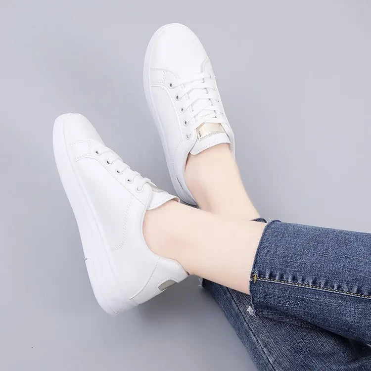 Spring Women Casual Shoes White Breathable Embroidered Flower Lace-Up Women Sneakers Fashion Korean version Women Tennis shoes sneakers_women