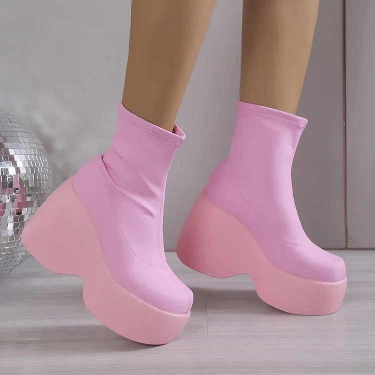 Brand Women Boots Gothic Style Platform Women Ankle Boots High Quality Walking Comfy Woman Shoes New Sexy High Heels Big Size 43 boots_platform