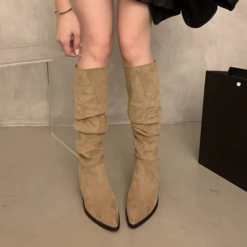 Retro pleated suede Long boots for women. 2025 winter fashion chunky stiletto sexy boots. Large size versatile women's boots. boots_highheel