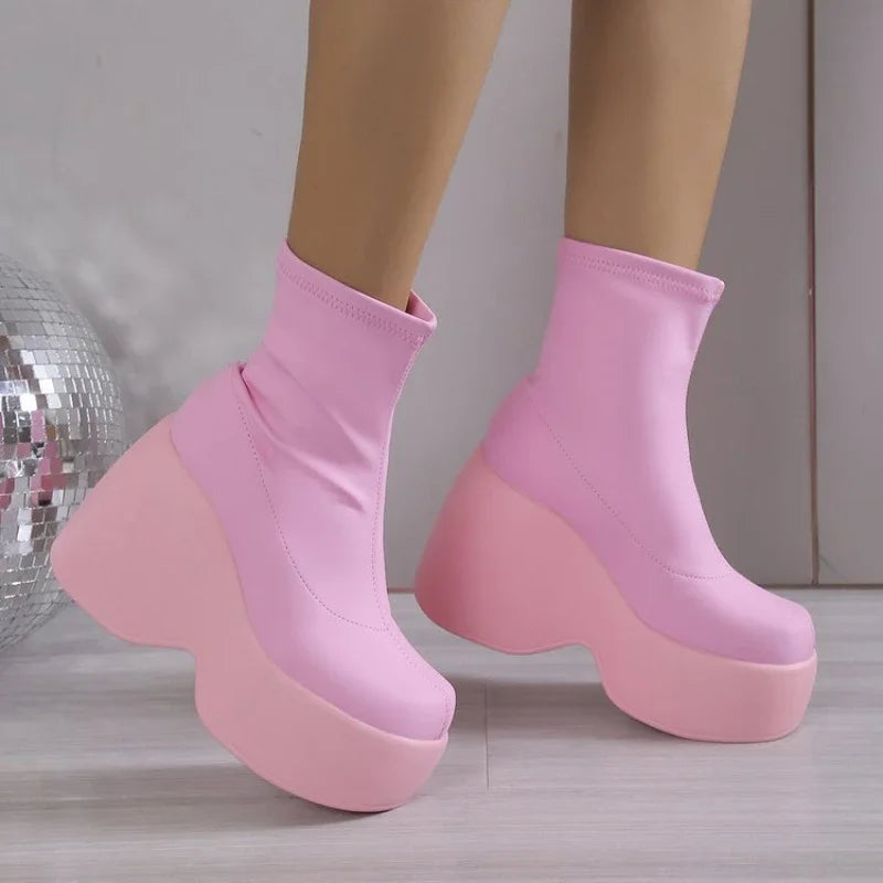 Brand Women Boots Gothic Style Platform Women Ankle Boots High Quality Walking Comfy Woman Shoes New Sexy High Heels Big Size 43 boots_platform