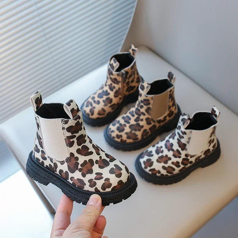 Kids Boots Leopard Prints Classic Little Boys Ankle Boots Side Zipper Fashion Classic Unisex Girls Rubber Boots Breathable Warm kids_shoes