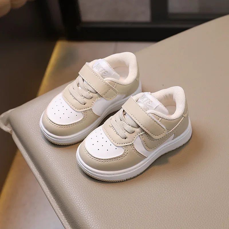 Children's Sports Shoes Low-Top Soft Bottom Color Blocking Board Shoes Boys and Girls Fashionable Hundred Non-slip Casual Shoes kids_shoes