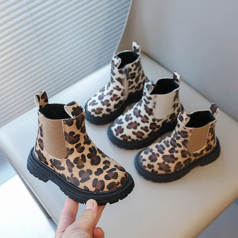 Kids Boots Leopard Prints Classic Little Boys Ankle Boots Side Zipper Fashion Classic Unisex Girls Rubber Boots Breathable Warm kids_shoes