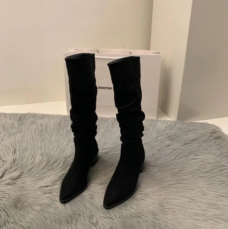 Retro pleated suede Long boots for women. 2025 winter fashion chunky stiletto sexy boots. Large size versatile women's boots. boots_highheel
