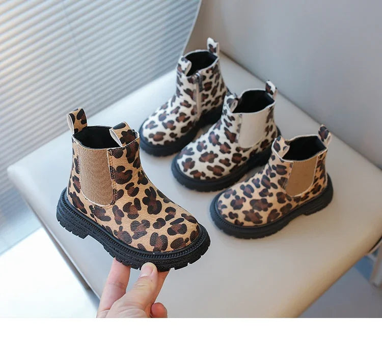 Kids Boots Leopard Prints Classic Little Boys Ankle Boots Side Zipper Fashion Classic Unisex Girls Rubber Boots Breathable Warm kids_shoes