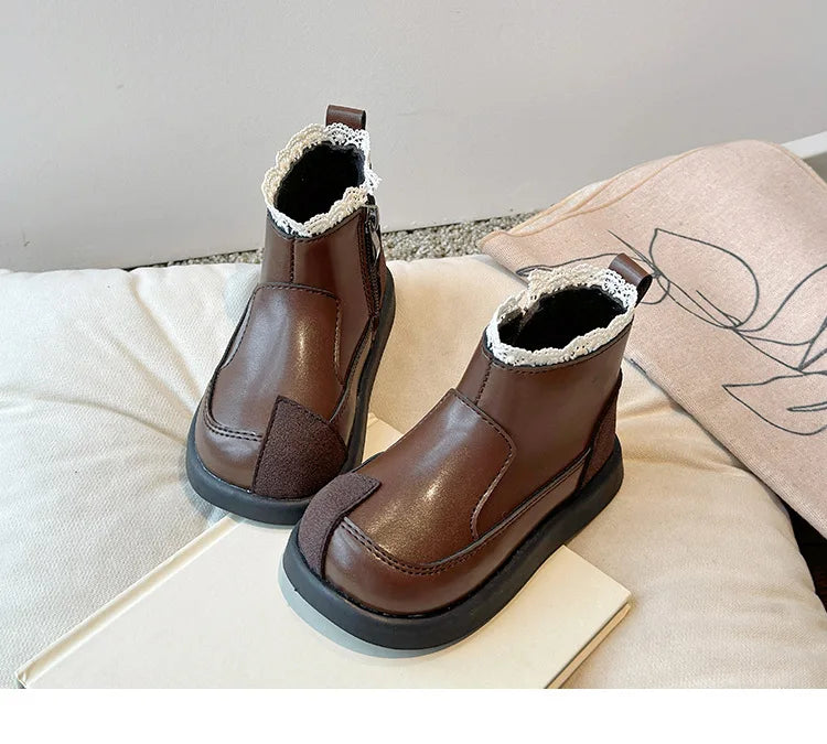 Lolita Style Baby Girls Short Boots Patch Patent Leather Girls Wedge Shoes Lace Flower Bordered Winter School Shoes Child H09241 kids_shoes