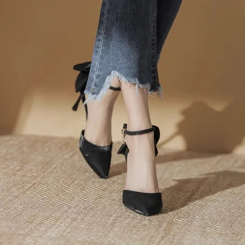 Wedding Heels Women Luxury Brand Design String Bead Pearls High Heels Ladies Sexy Elegant Pointed Toe White Black Pumps2025 heels_bridal