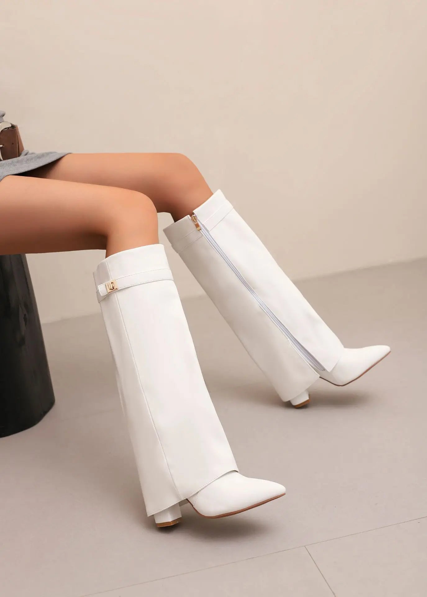 Autumn And Winter New Pointed Metal Buckle Knee High Women's Boots Thick High-heeled Pants Boots Ladies Fashion Mid Leg Boots boots_highheel