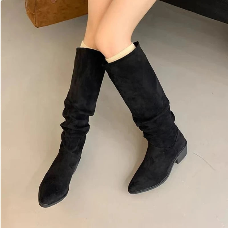 Retro pleated suede Long boots for women. 2025 winter fashion chunky stiletto sexy boots. Large size versatile women's boots. boots_highheel