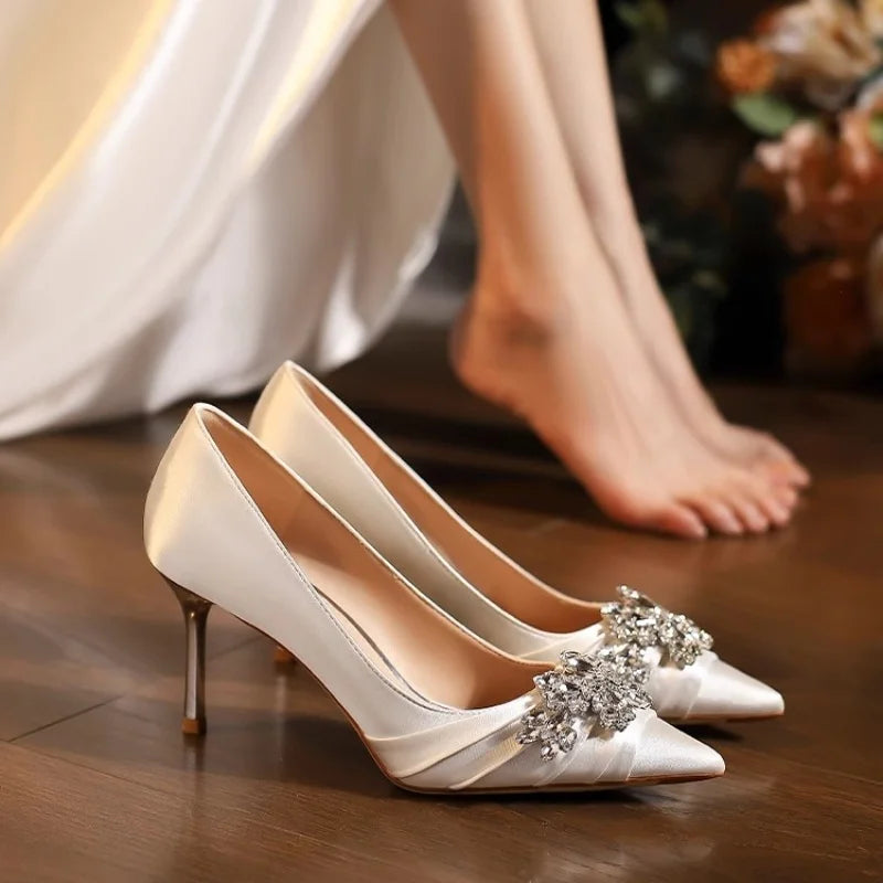 2025 Autumn New White French High Heels Pointy Rhine-Diamond Thin Heel Not Tired Foot Single Shoes Wedding Shoes heels_bridal